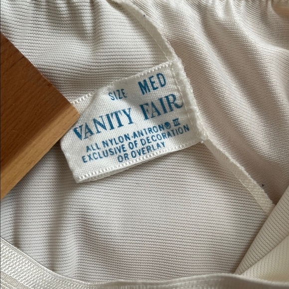 Vanity Fair Vintage Made in USA Lace Trim Elasticic Waist White Half Slip Skirt - Picture 3 of 10